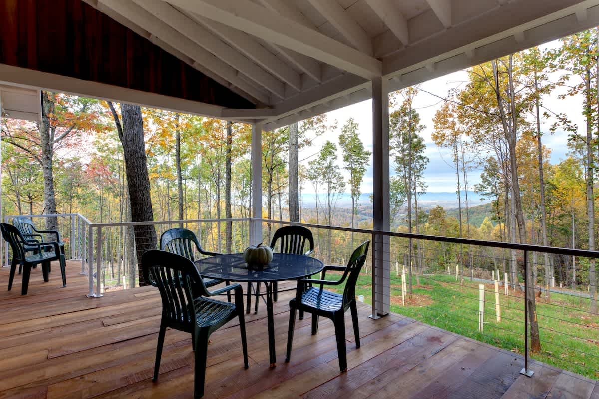 Broadhead Mountain Retreat - vacation rental in Charlottesville — photo 1 of 30