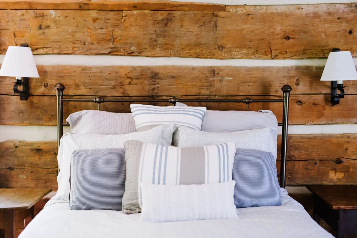 Two Stone Row: Tim`s Cabin - vacation rental in Charlottesville — photo 11 of 35