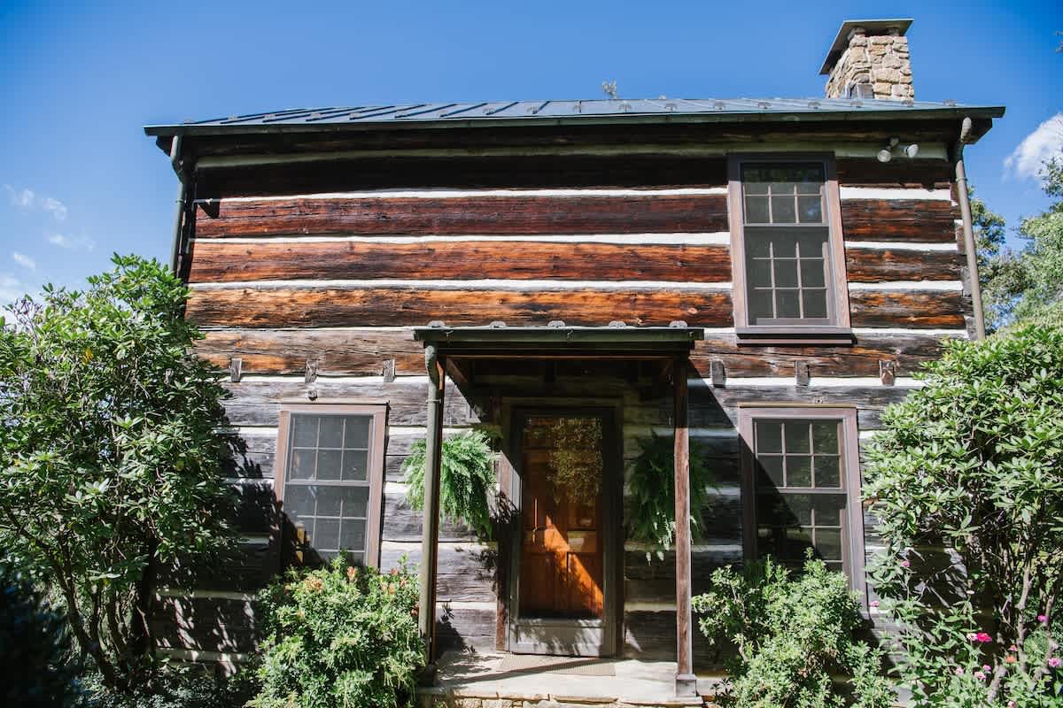 Two Stone Row: Tim`s Cabin - vacation rental in Charlottesville — photo 29 of 35