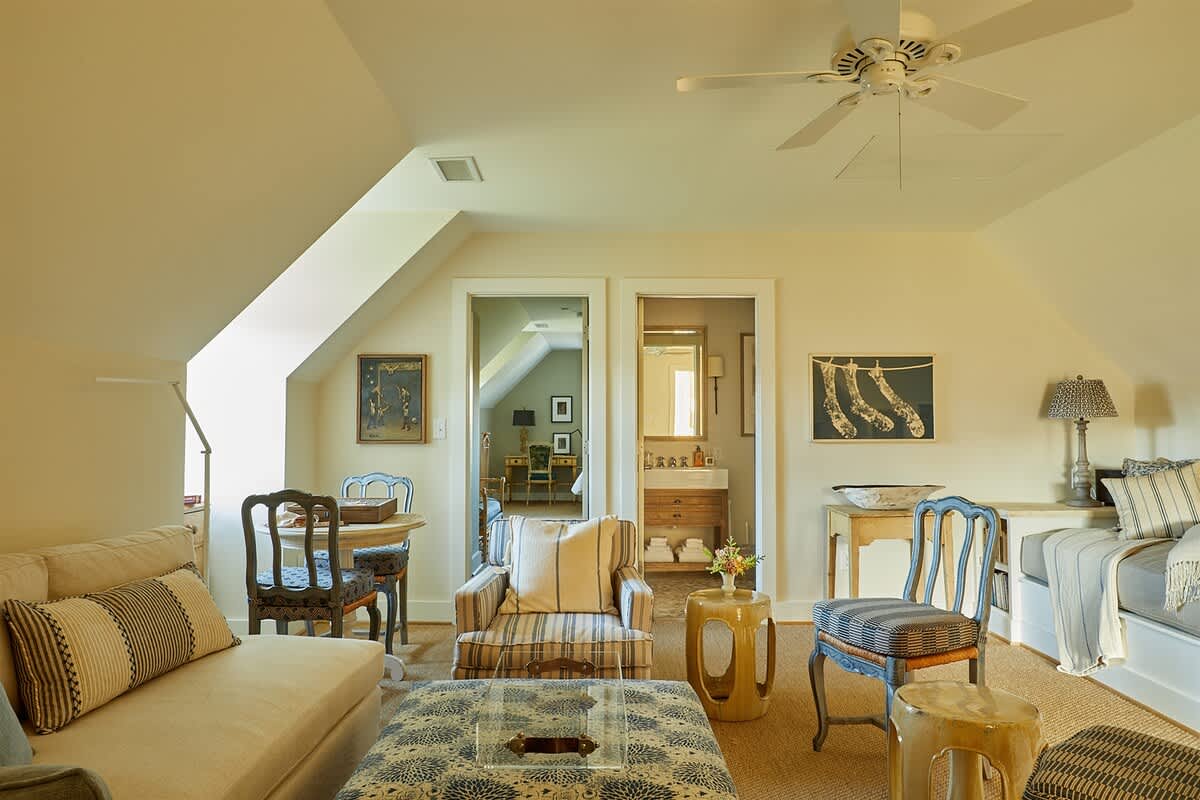Waterperry Farm Farmhouse - vacation rental in Charlottesville — photo 11 of 19