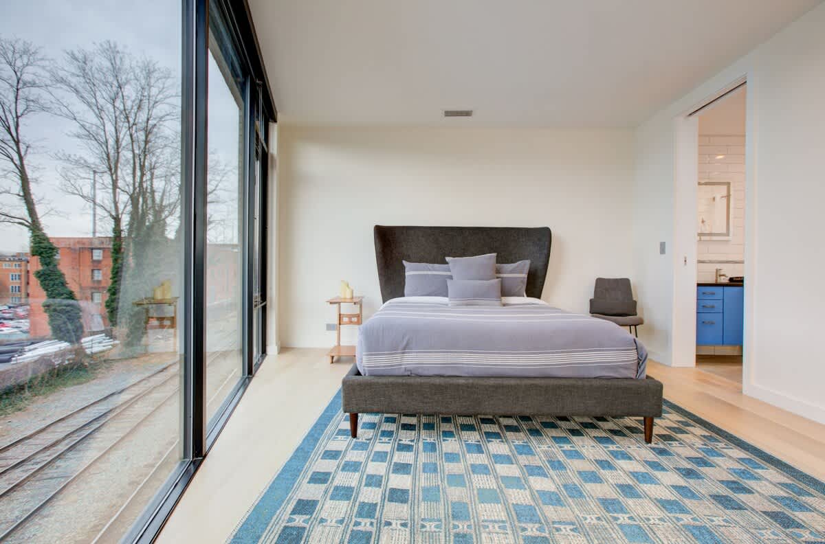 Water Street Condo - vacation rental in Charlottesville — photo 15 of 47