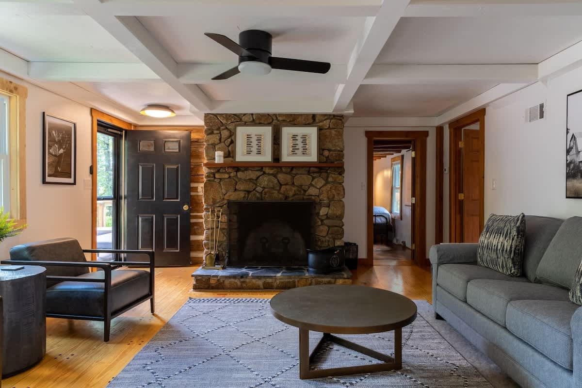 Rockfish Ranch Estate - vacation rental in Charlottesville — photo 14 of 31