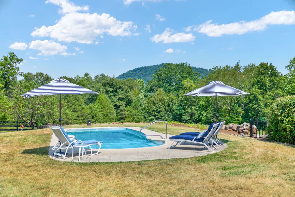 River Meadows Farm - vacation rental in Charlottesville — photo 1 of 66