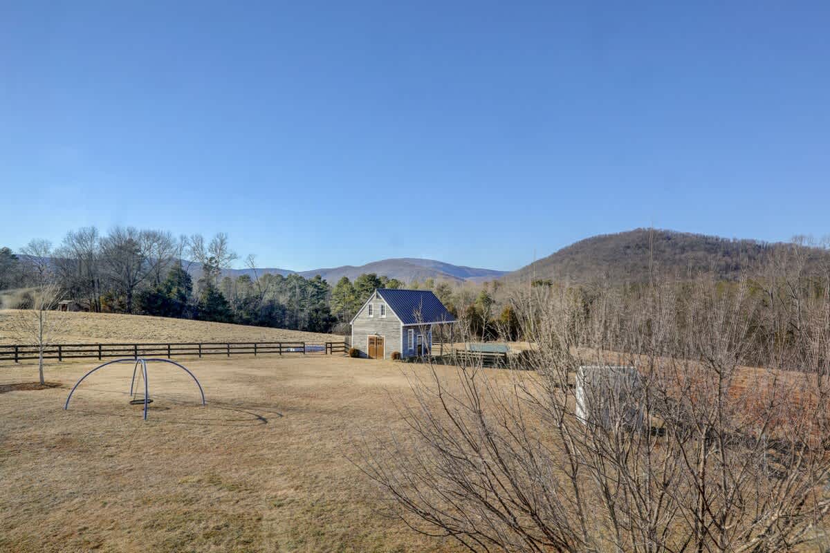 River Meadows Farm - vacation rental in Charlottesville — photo 65 of 66