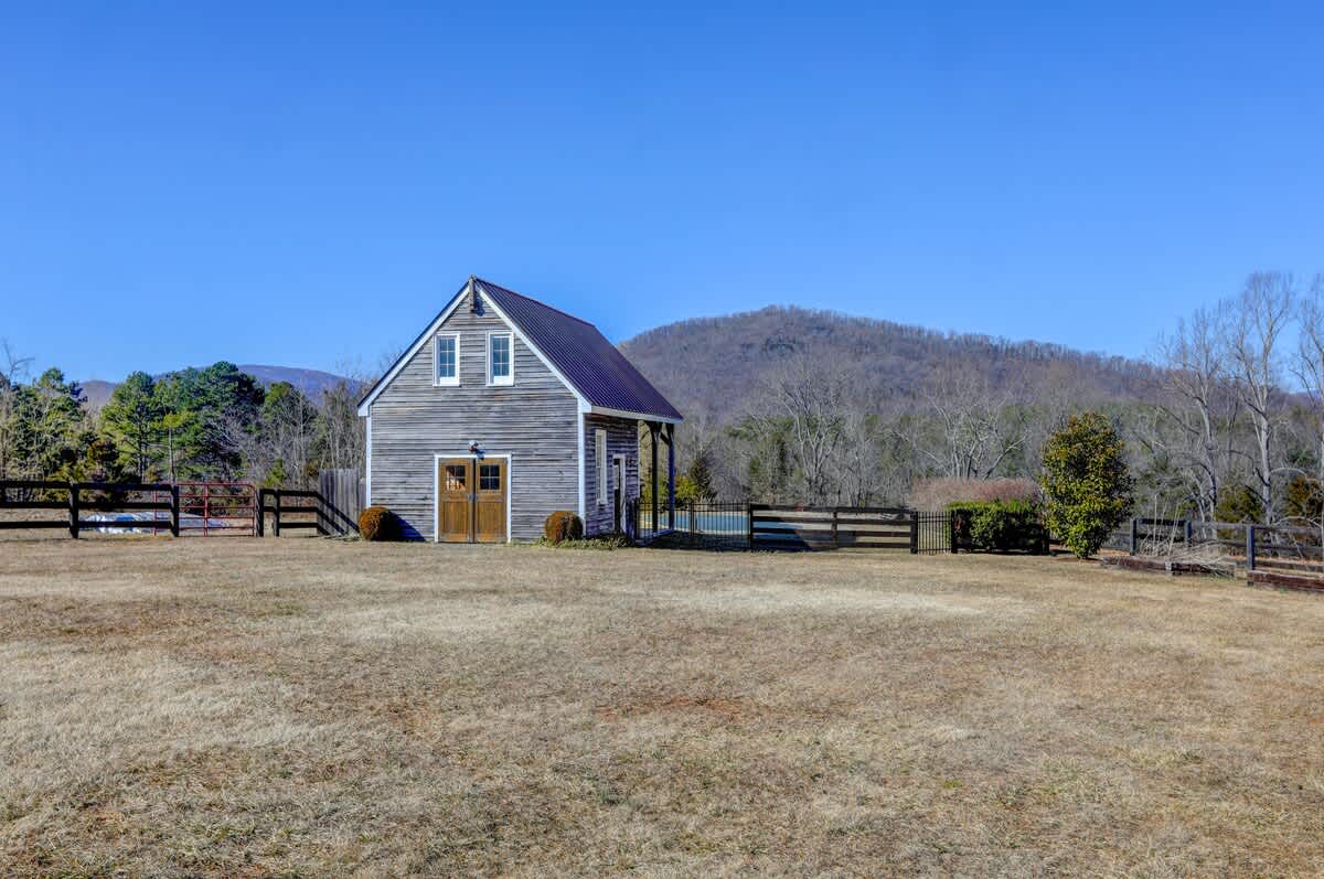 River Meadows Farm - vacation rental in Charlottesville — photo 30 of 66