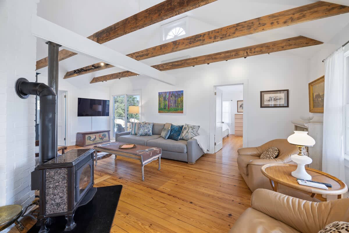 Keelona Cottage - vacation rental in Charlottesville — photo 10 of 29