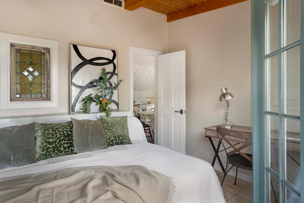High Street Inn - vacation rental in Charlottesville — photo 10 of 40