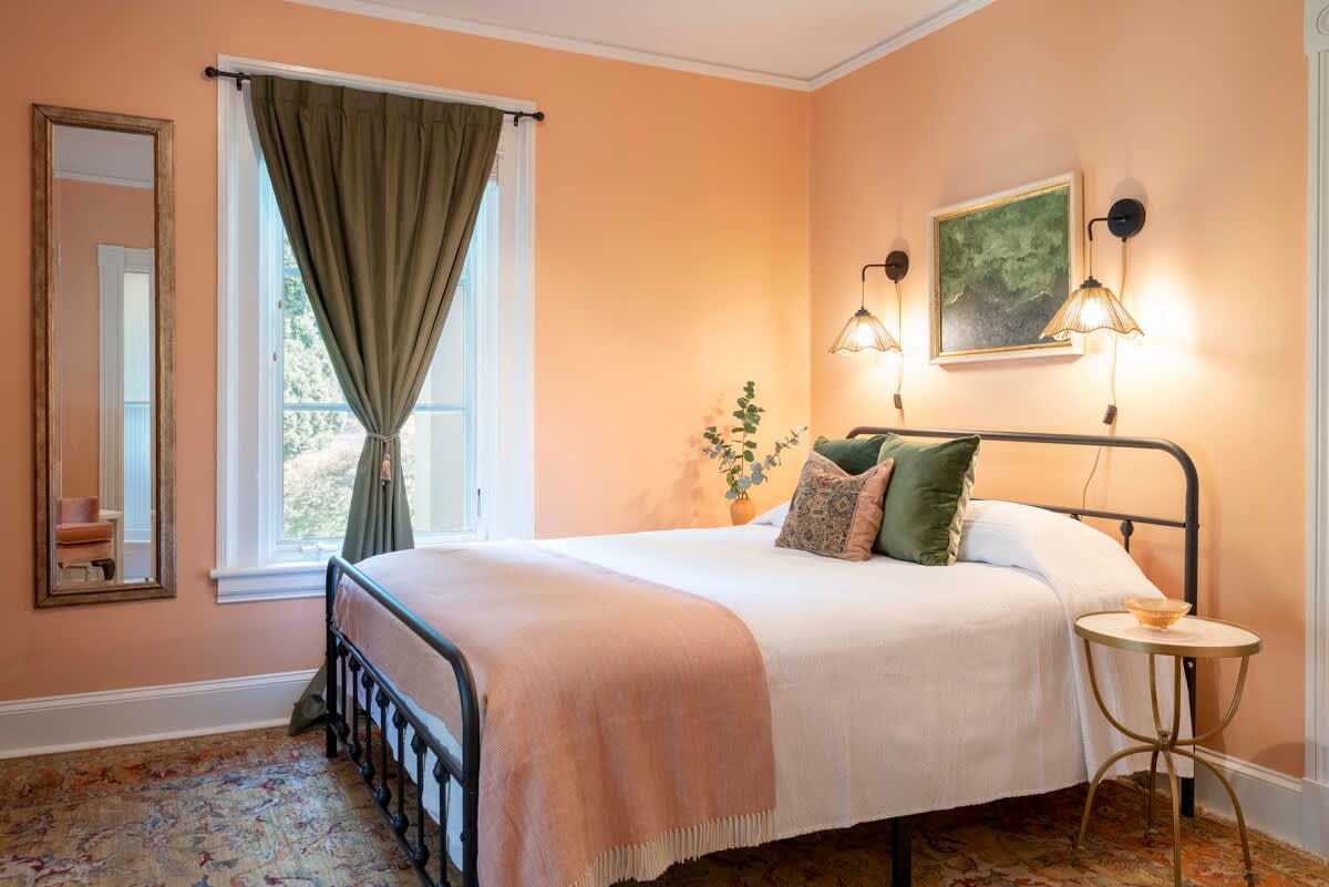 High Street Inn - vacation rental in Charlottesville — photo 18 of 40