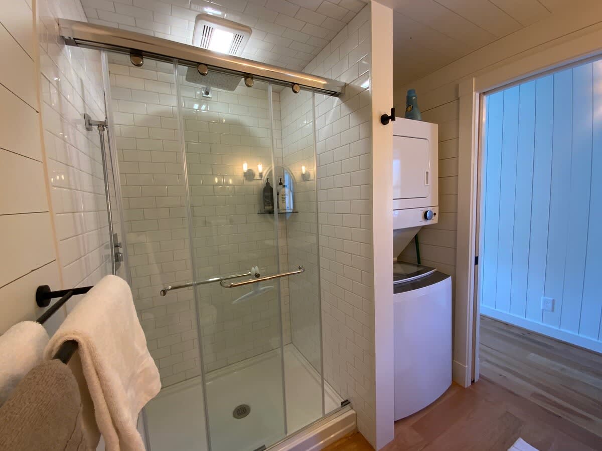 Aftonshire Cottage - vacation rental in Charlottesville — photo 12 of 18