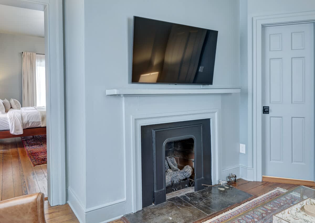 The 200 South St | King Ste 9 - vacation rental in Charlottesville — photo 12 of 37