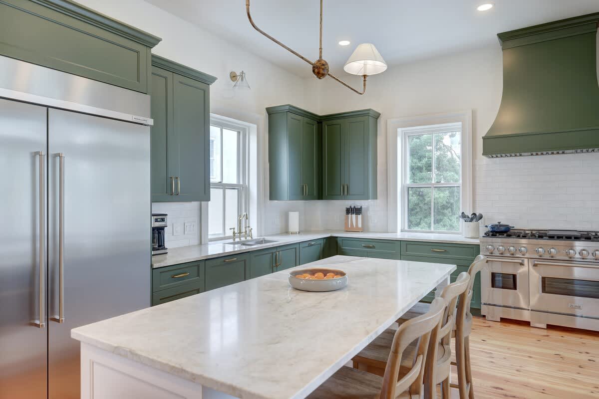 The 200 South St | King Rm 21 - vacation rental in Charlottesville — photo 24 of 32