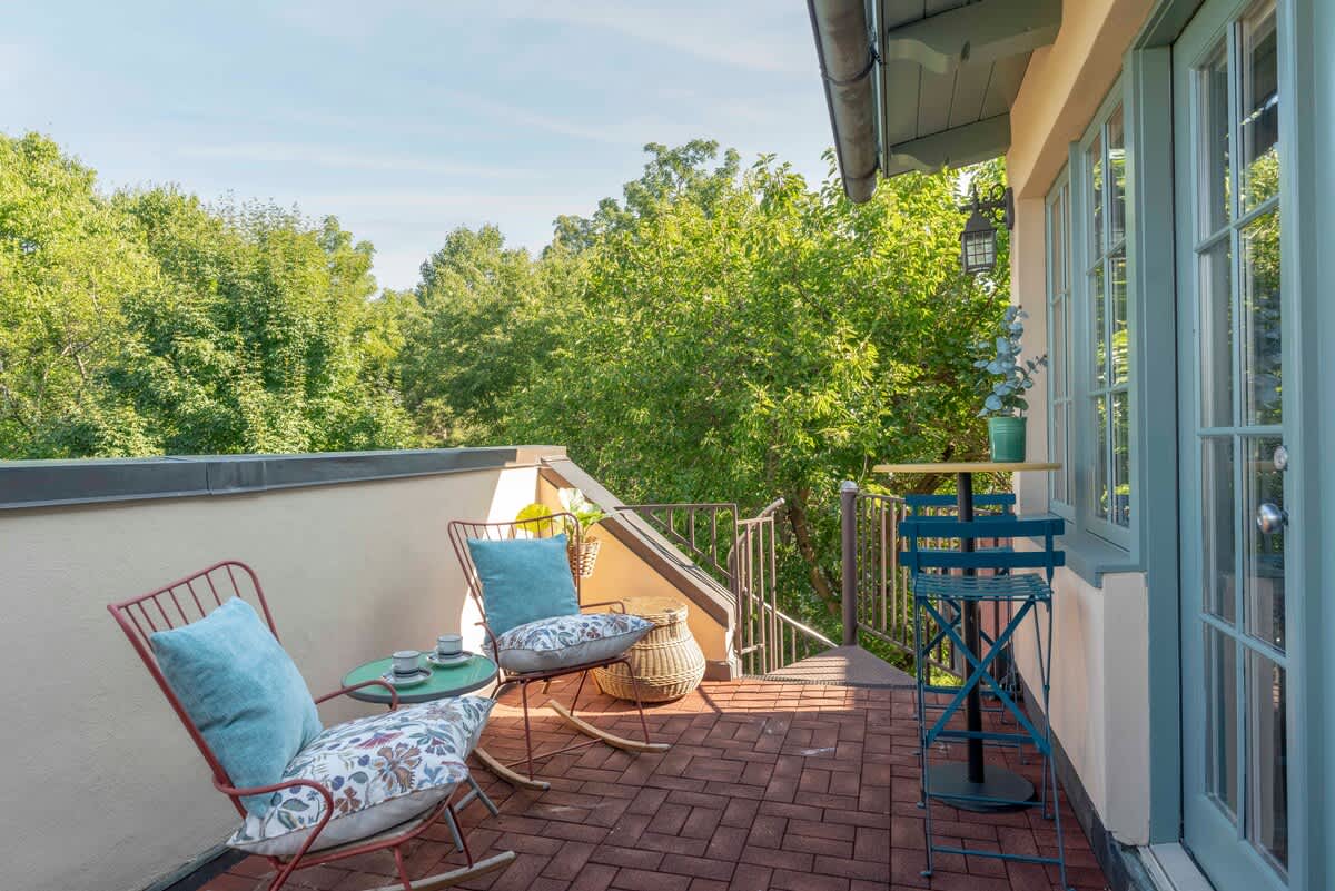 High Street Inn Ridge Room - vacation rental in Charlottesville — photo 9 of 24
