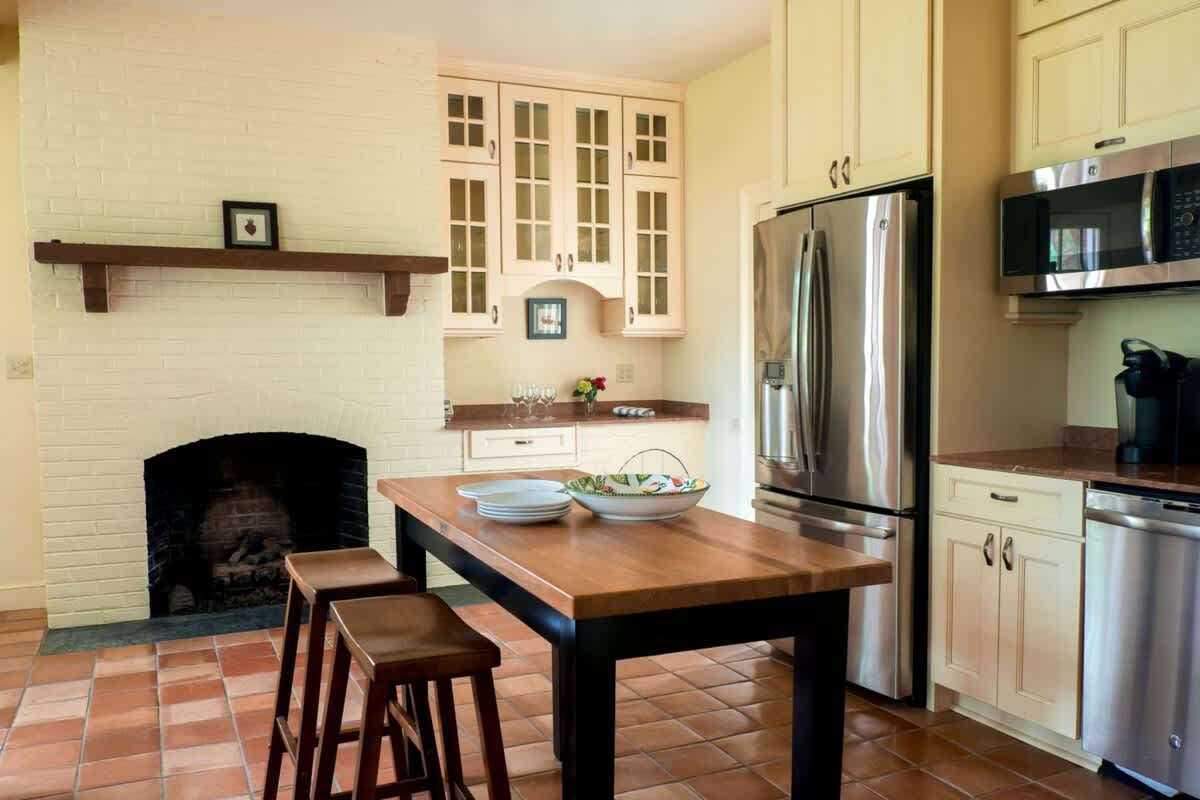 Hoos` Homestead - vacation rental in Charlottesville — photo 4 of 23