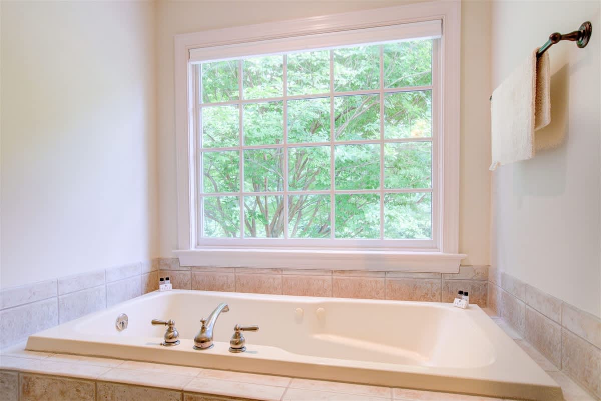 Earlys Guest House - vacation rental in Charlottesville — photo 8 of 22