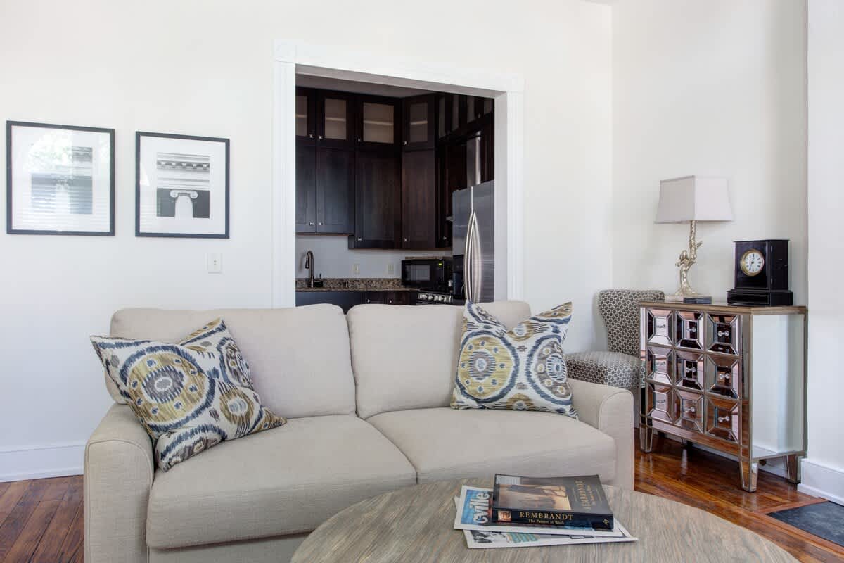 Old Met #306 - vacation rental in Charlottesville — photo 6 of 23