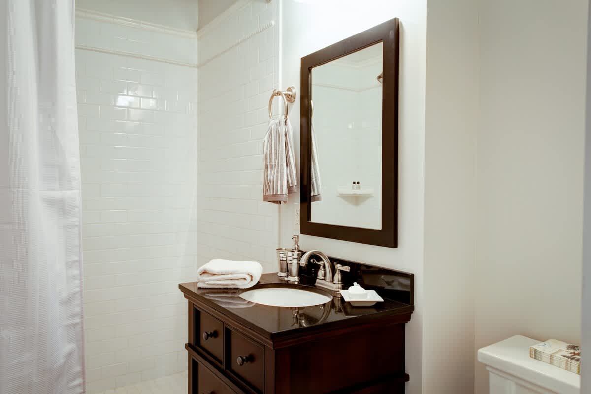 Old Met #306 - vacation rental in Charlottesville — photo 15 of 23