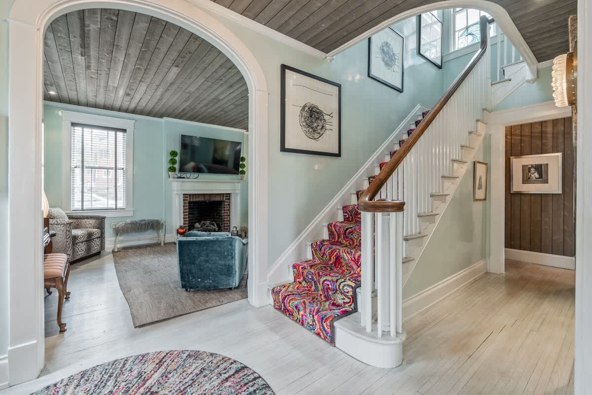 Rubin Marshall Manor - vacation rental in Charlottesville — photo 1 of 42