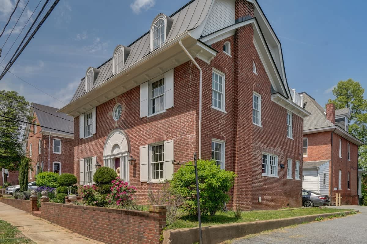 Rubin Marshall Manor - vacation rental in Charlottesville — photo 11 of 42