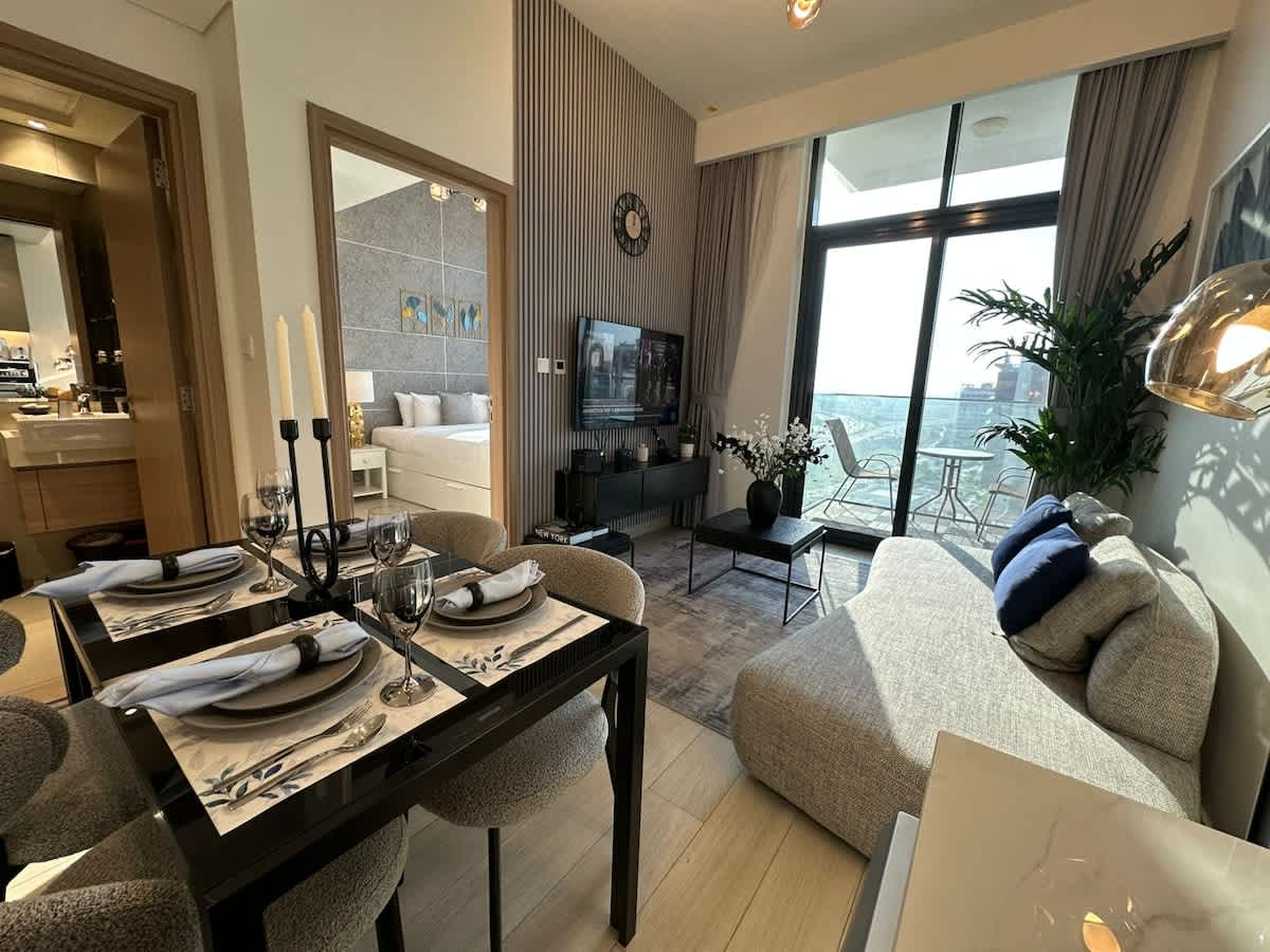 Aspin- Premium Stay in Azizi Riviera 47 -1 Bedroom