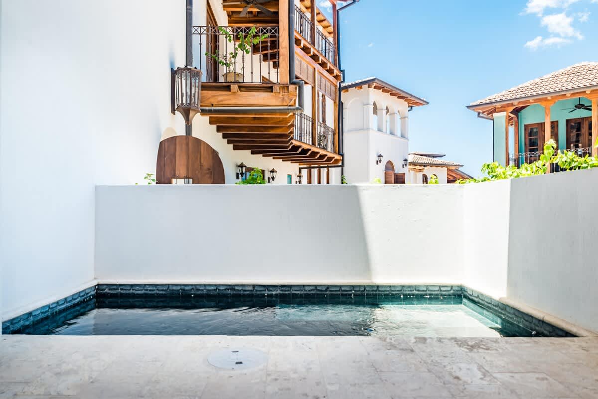 Sunny flat steps from the beach with splash pool — Las Catalinas, Guanacaste — vacation rental