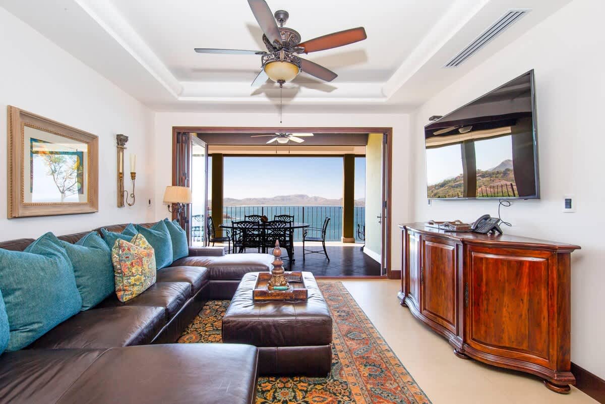 360 Splendor 308A- 2 BR Condo, Breakfast Included — 360 Splendor, Provincia de Guanacaste — vacation rental