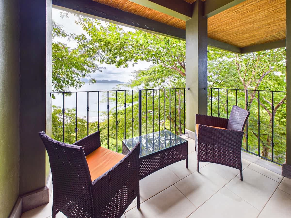 360 Splendor 404-Condo with Breakfast Included — 360 Splendor, Provincia de Guanacaste — vacation rental