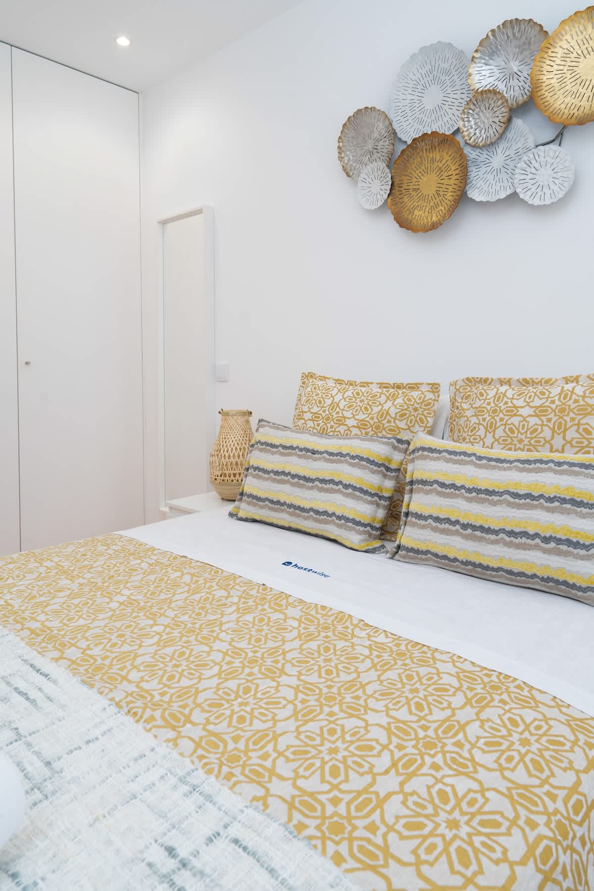 3 Restfull Cozy Flats w/ Balcony by HostWise