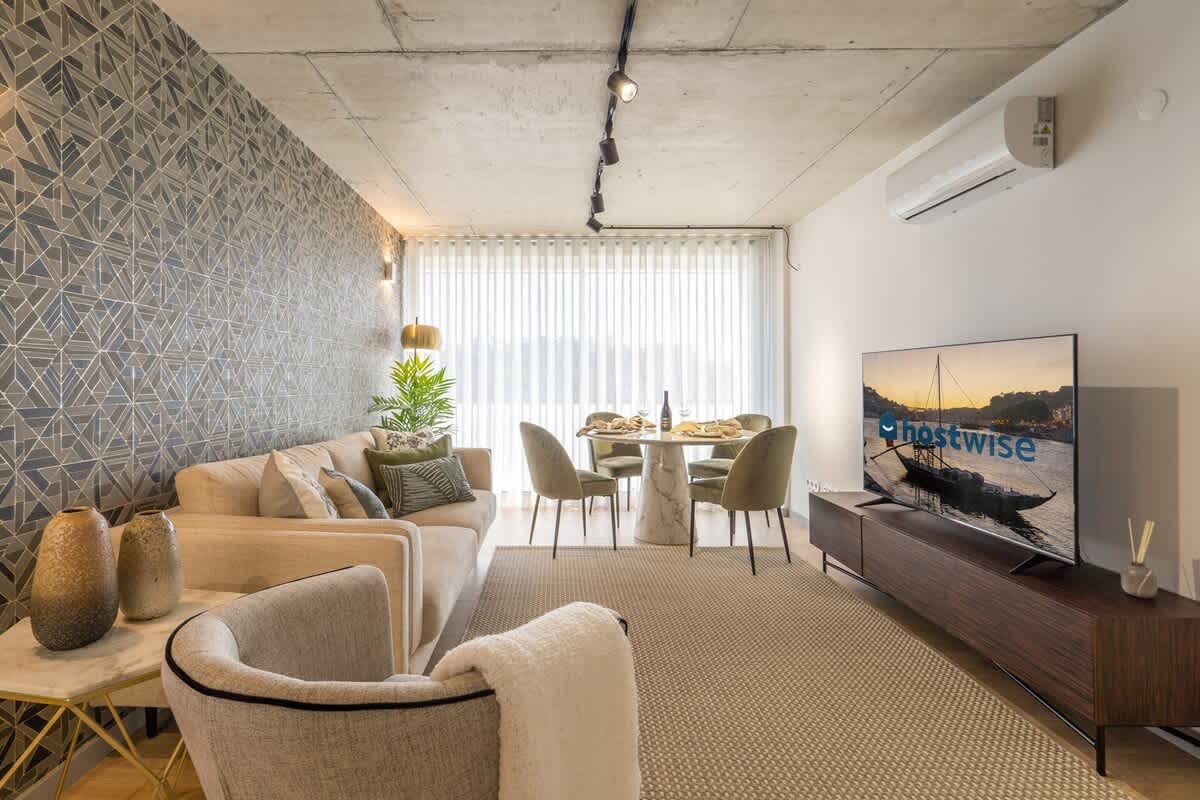 Luxurious Apartment w/ Balcony & Pool by HostWise