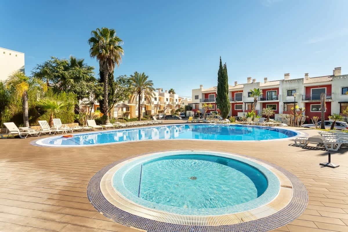 2 Villas w/ Garden, Pool & Jacuzzi by HostWise