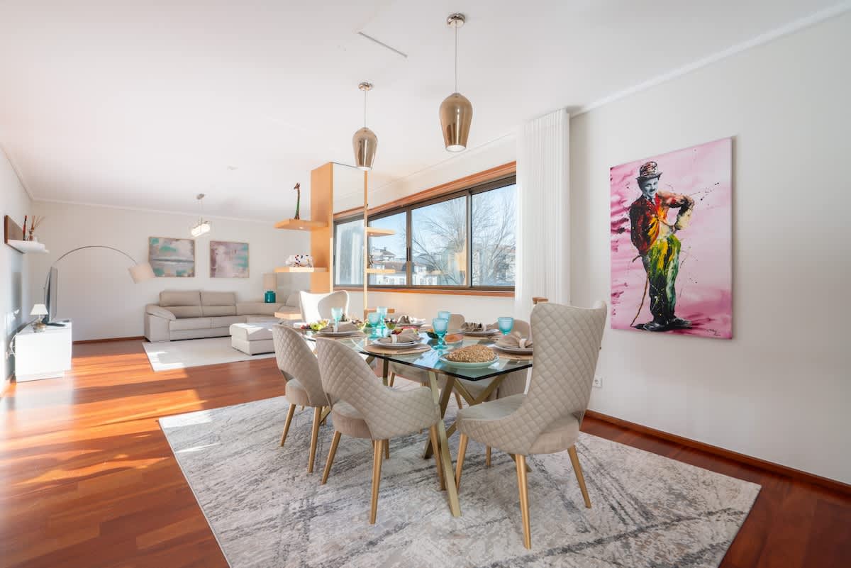 Gorgeous Spacious Flat | Ace Location by HostWise