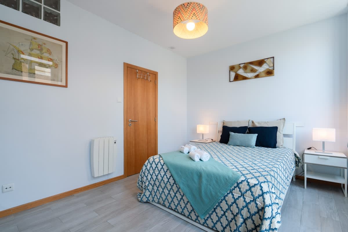 Welcoming Flats Terrace by HostWise