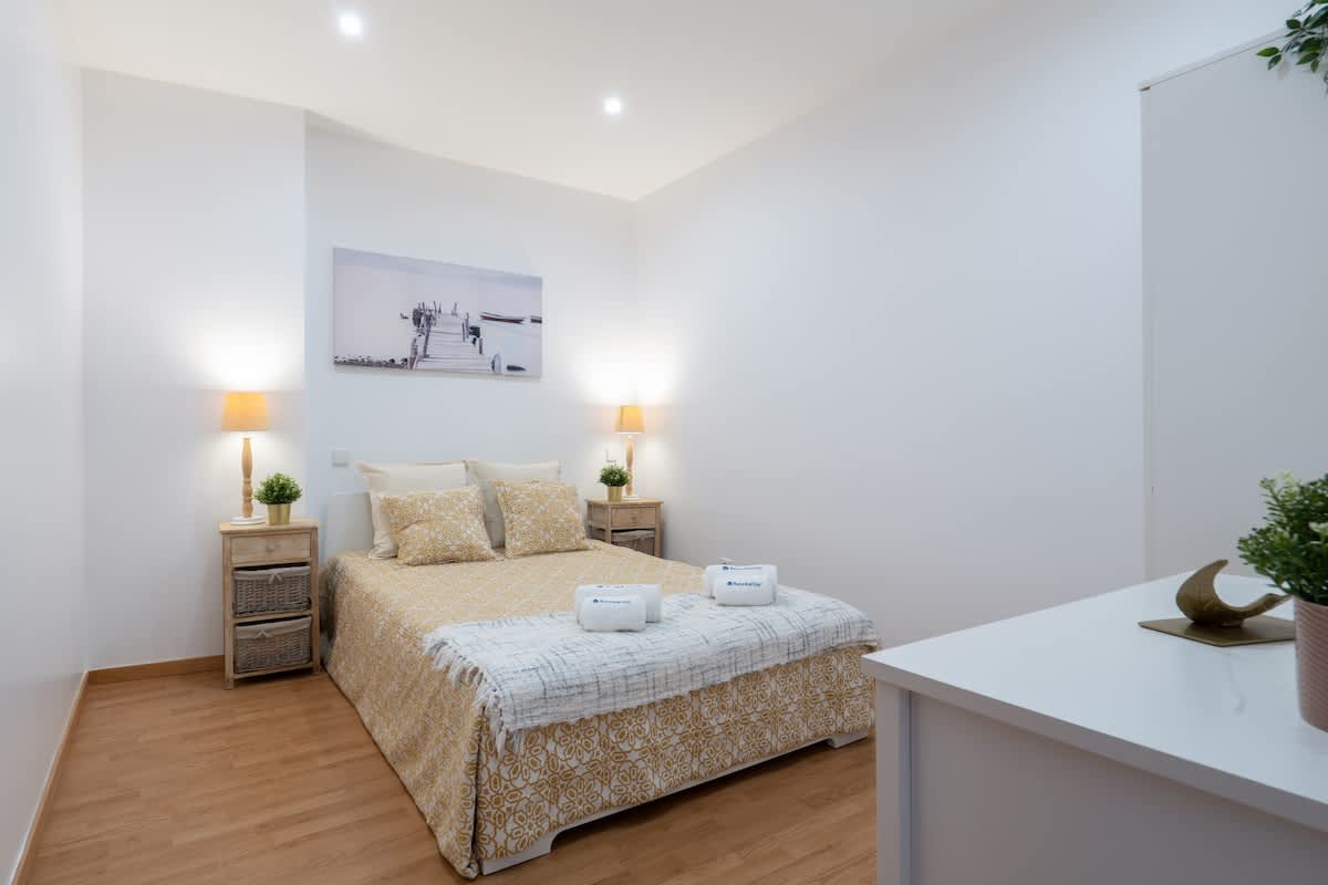 Amazing Flat in Downtown Porto by HostWise