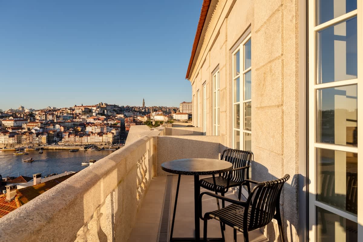 Fervença Boutique Palace 16 by HostWise
