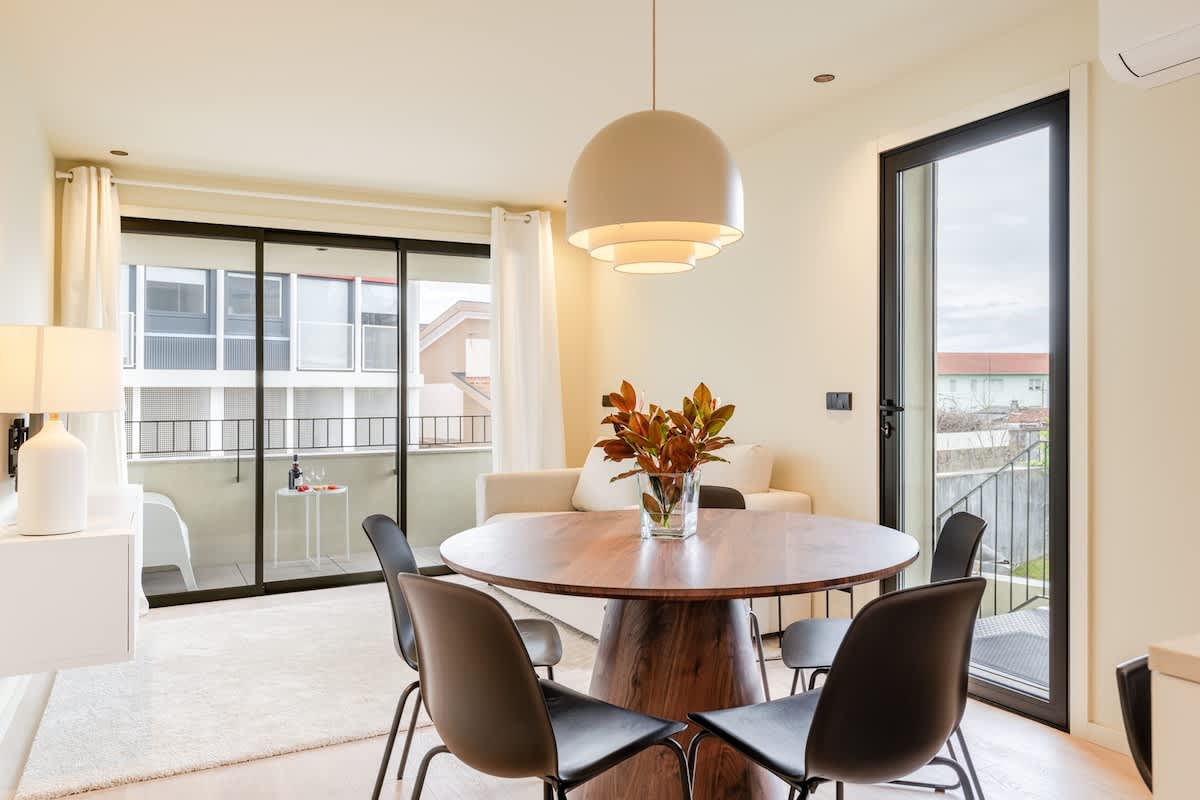 Stylish Flat with Terrace & Garage by HostWise