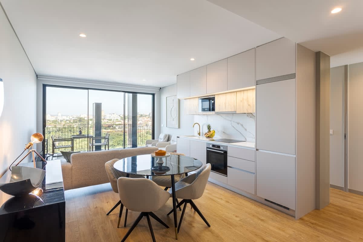 Premium Flat w/ Balcony by HostWise