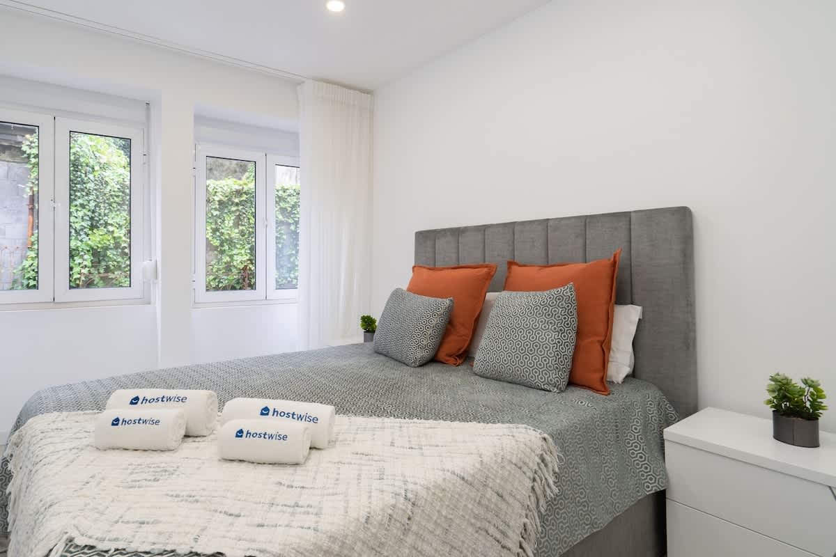 Cosy Amazing Flat in Ribeira by HostWise