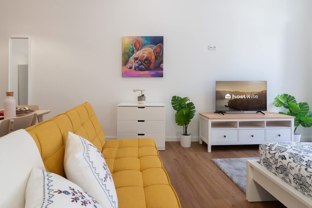 T0 Cedofeita 307 · Host Wise - Charmy Sunny Studio | City Center