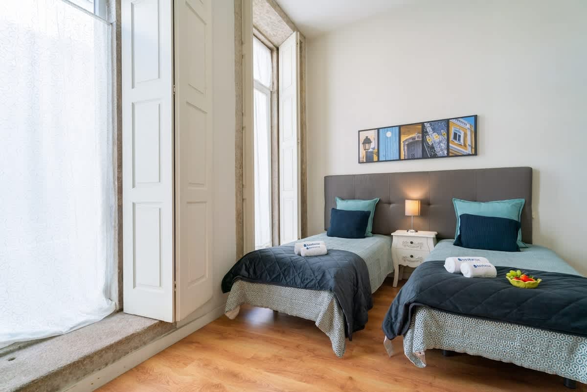 Sweet Bright Flat | City Center by HostWise