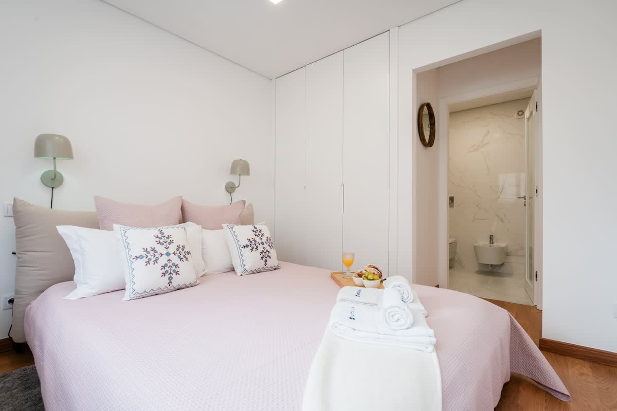 Stylish & Cozy Flat by HostWise