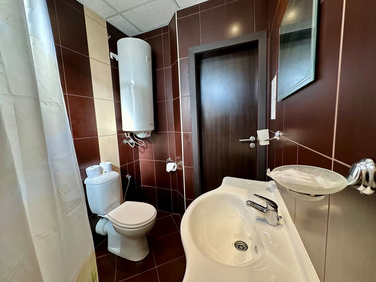 Property thumbnail 38