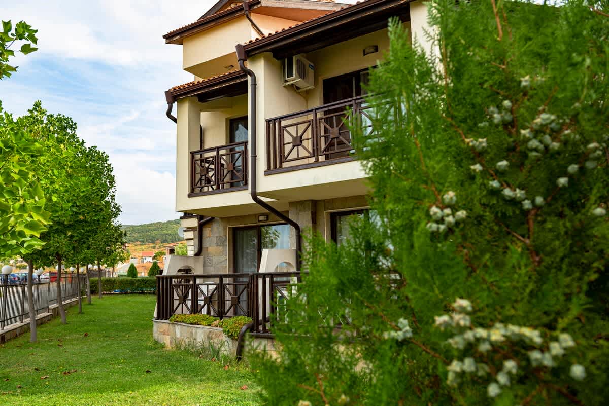 Property thumbnail 12