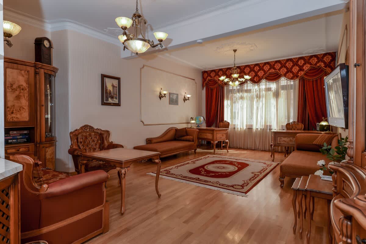 Property thumbnail 9
