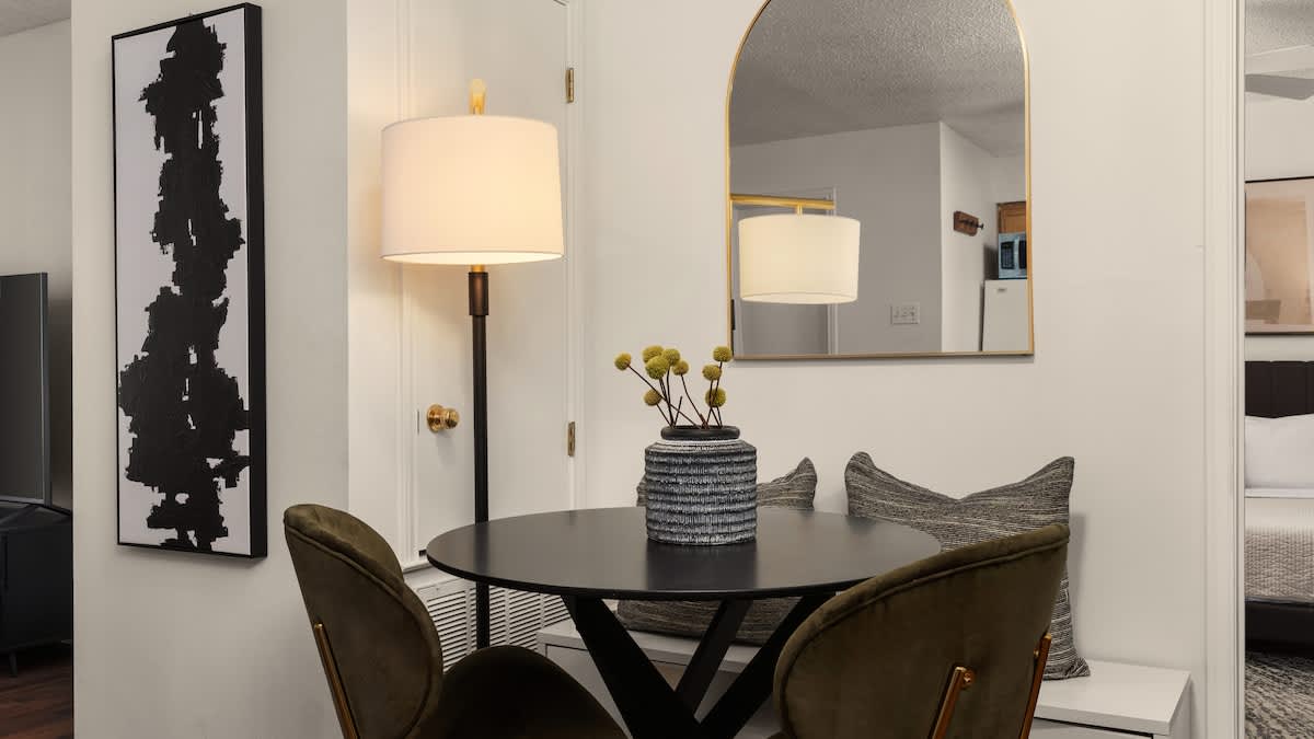 Quiet 2BR Near UT - Just 6 Min to Downtown - Foto 6