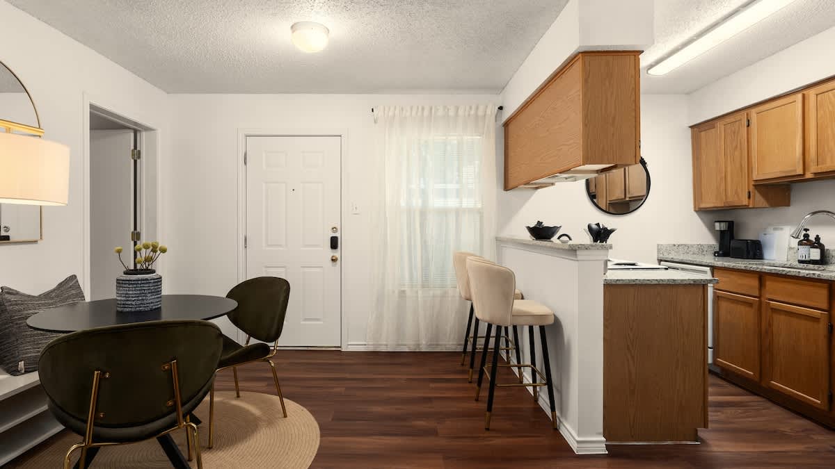 Quiet 2BR Near UT - Just 6 Min to Downtown