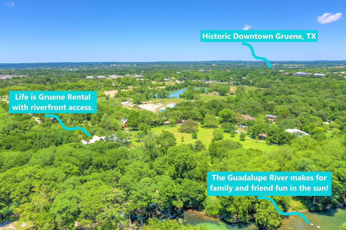 Aerial View of the Guadeloupe and Life is Gruene!