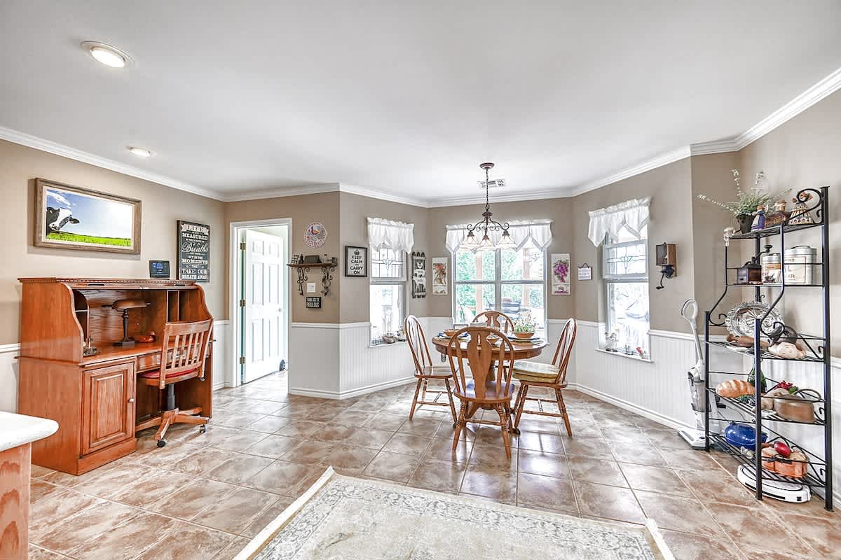 Start your day in style with breakfast in this charming nook.