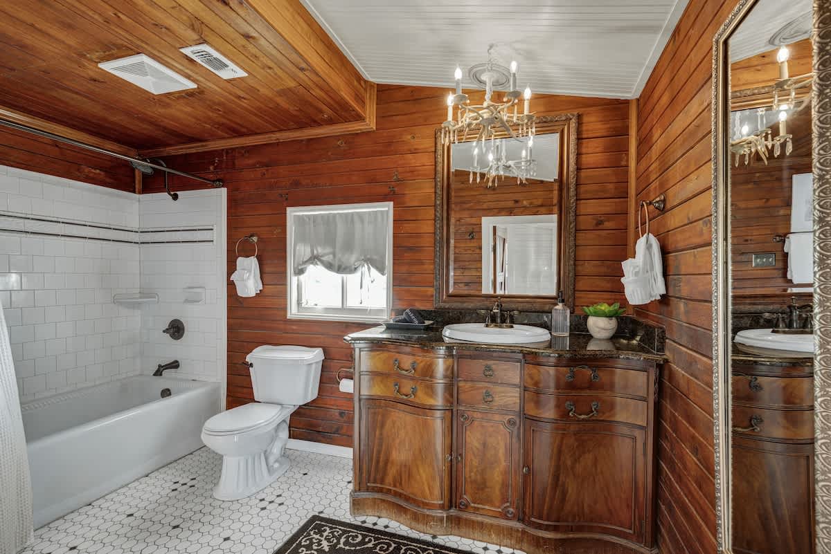 Victorian Escape | Photo 23