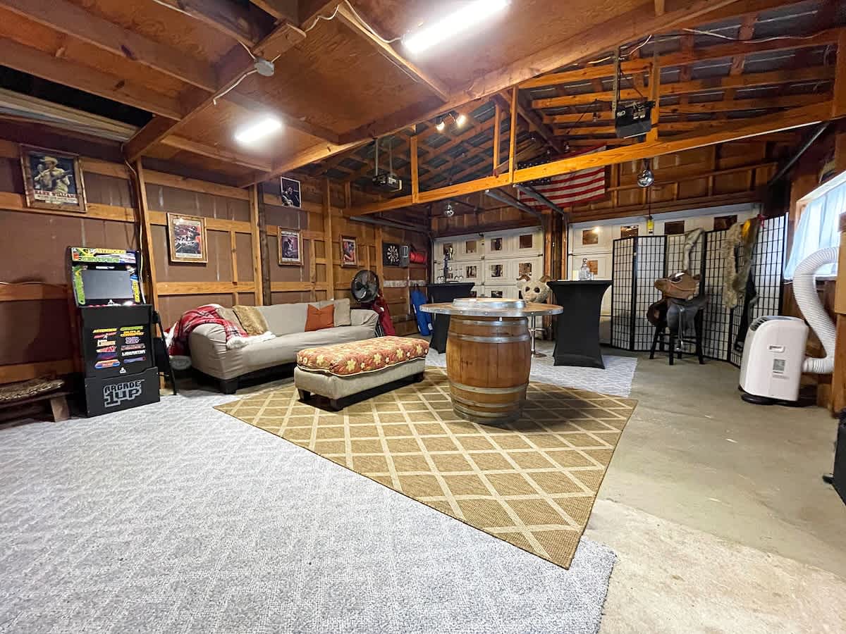 Plenty of space to hang with family and friends.