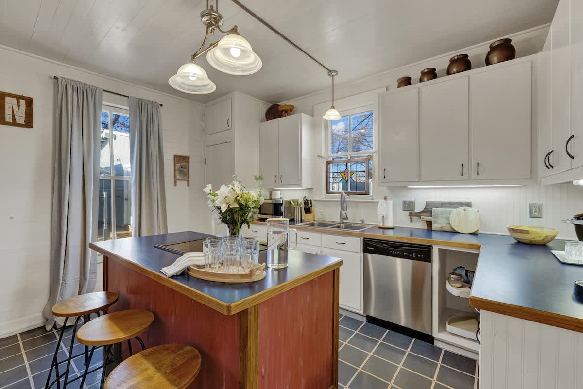 Victorian Escape | Photo 16