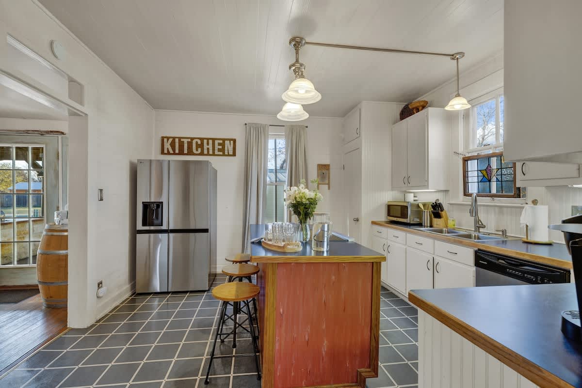 Victorian Escape | Photo 15